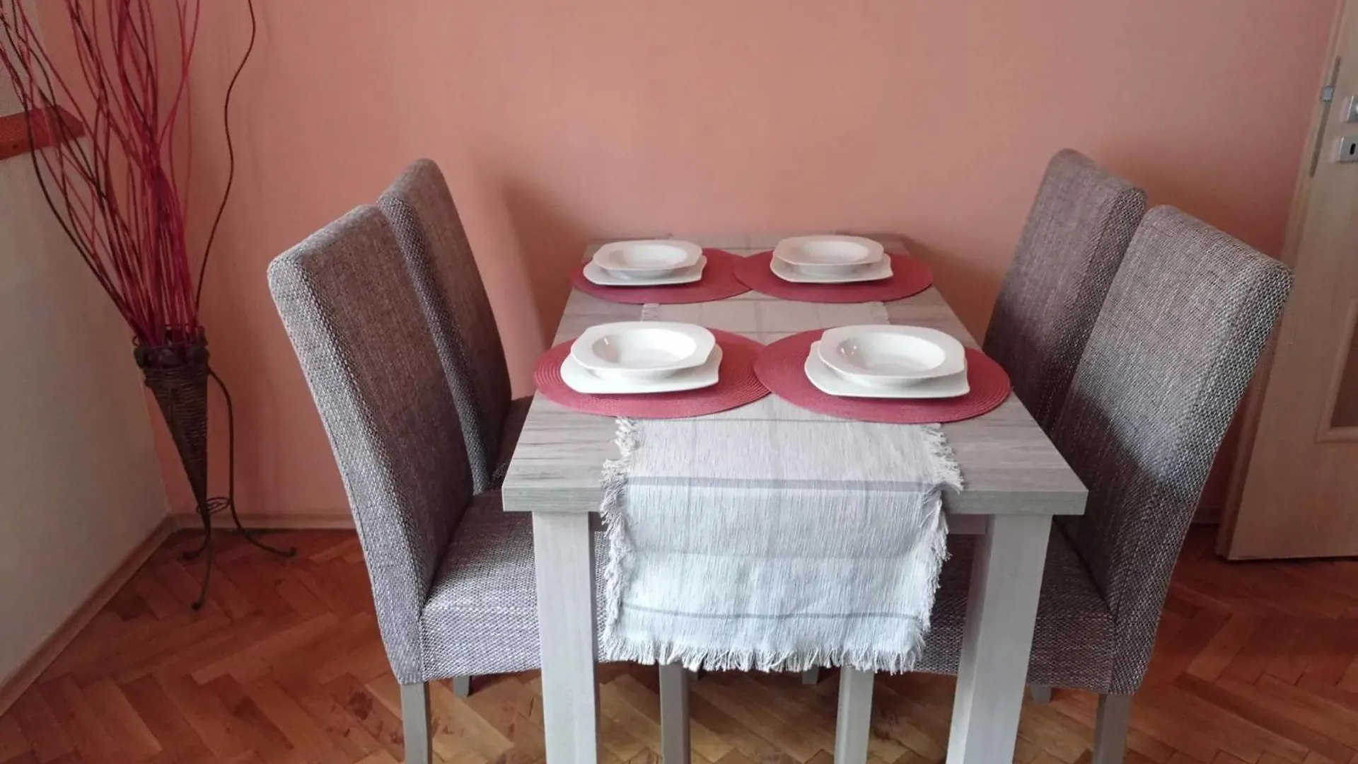Apartment Happy Day Apartman Eger